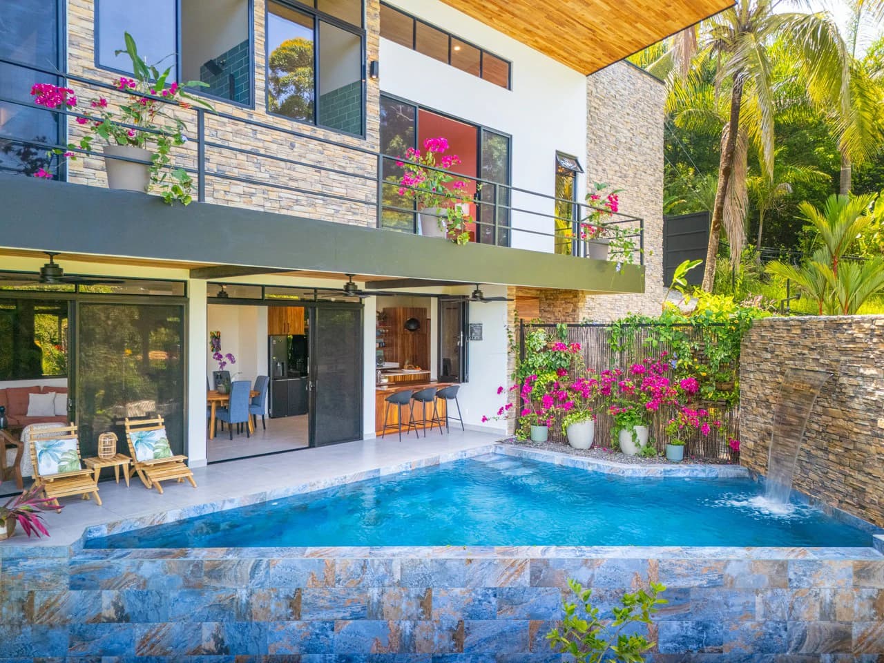 Mountain House For Sale in Escaleras - photo 4