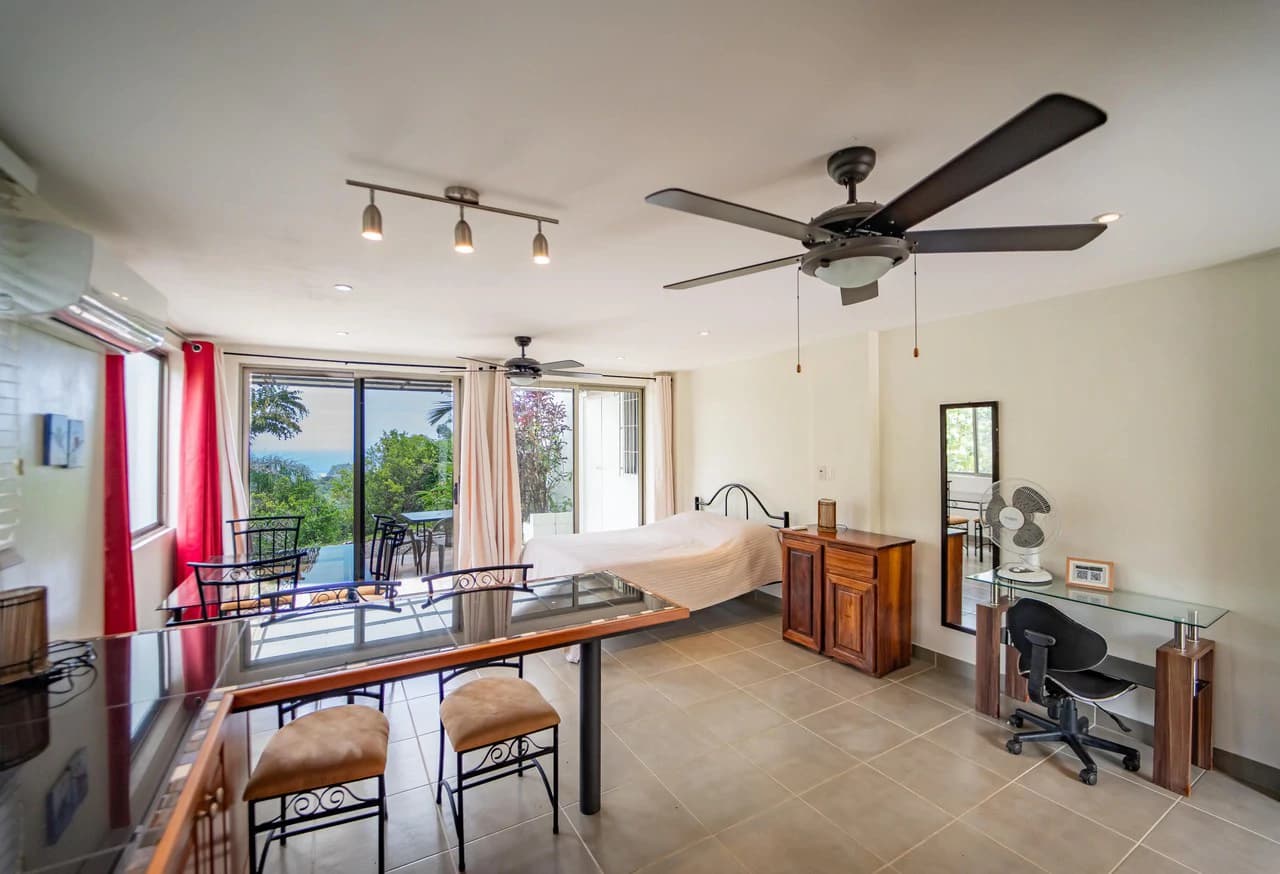 Casa Cavalier: 3BR Ocean View Mountain Home with Studio Apartment - photo 28
