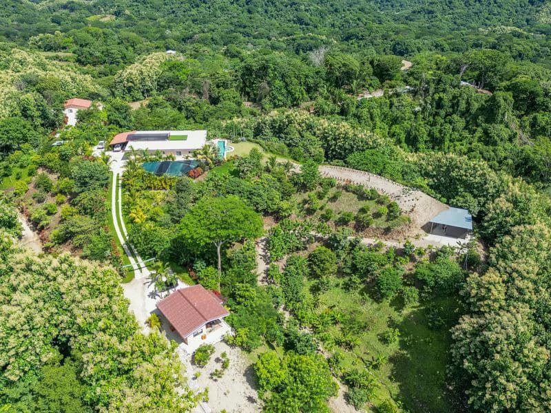 Casa Koi: Luxury 3-Hectare Hilltop Property with Stunning 360° Mountain Views, Main Home, Guest House & Workshop, Minutes from Samara - photo 34