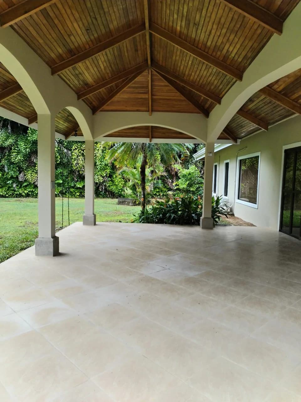 Amazing Home on Huge Lot Near the Beach - photo 5