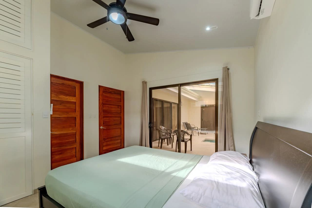 Modern 3-Bedroom Home Near Marino Ballena National Park – Central Uvita - photo 8