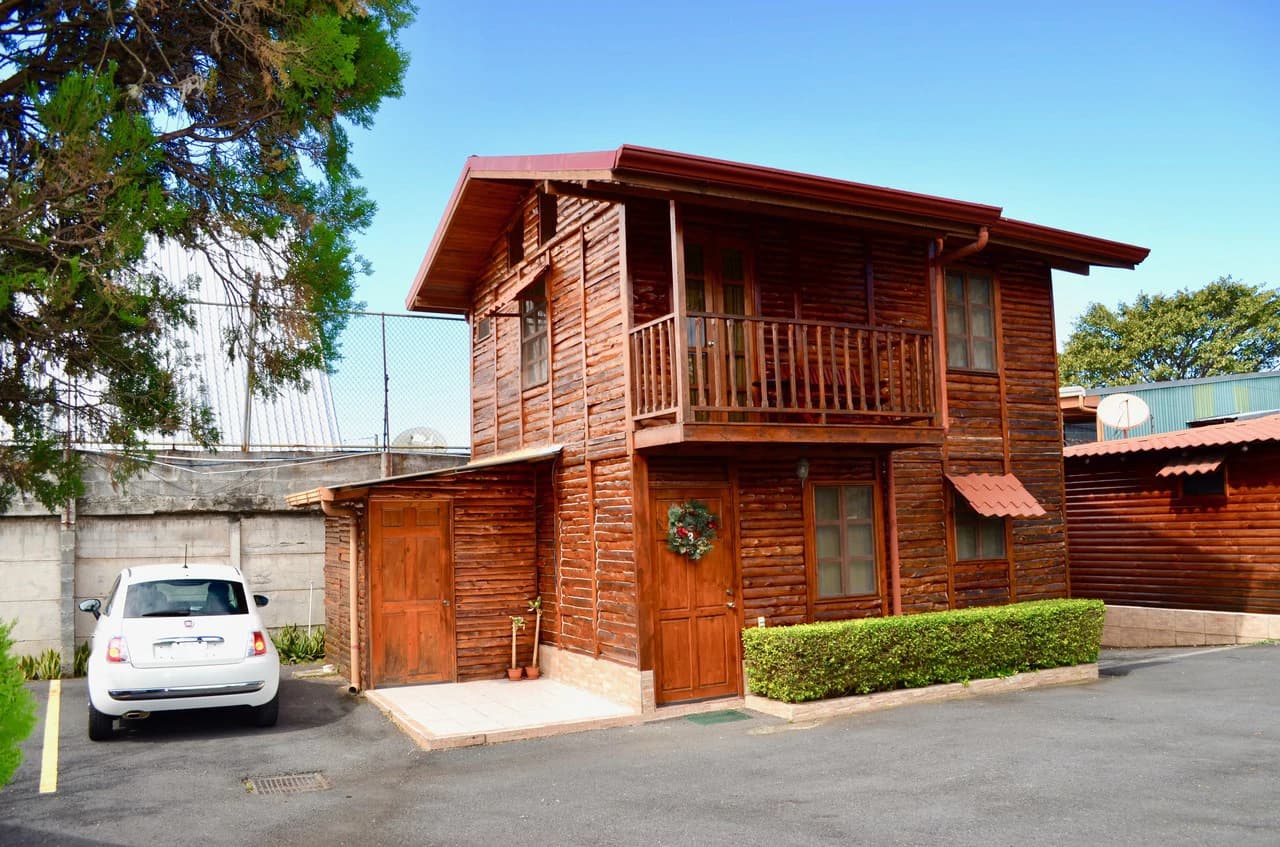Beautiful investment property with cabins, house and apartments - photo 10