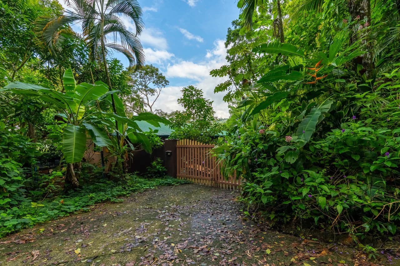 Prime Location 2 Bedroom House Observation Deck - photo 50