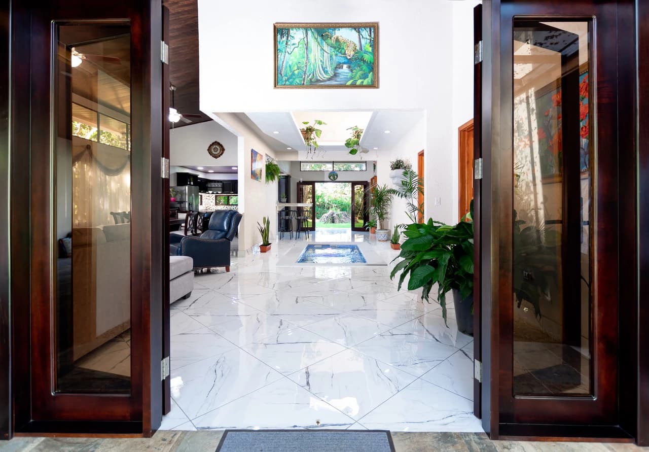 BRAND NEW 3-bedroom home, 5 minutes to Dominical Beach. - photo 10
