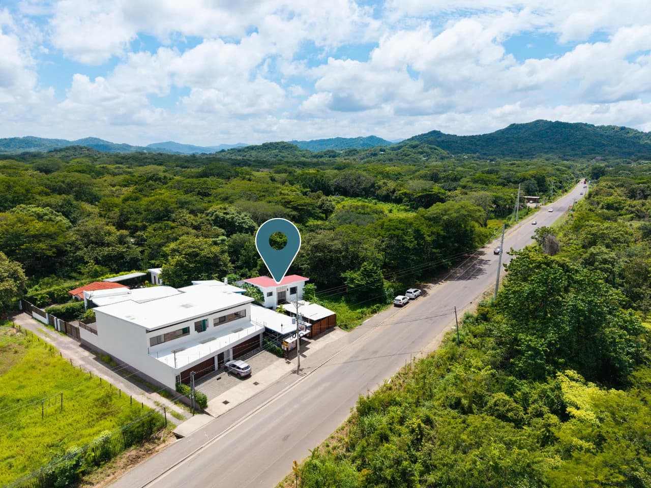 Rare Residential + Commercial: Investment Combo on Key Corridor - photo 27