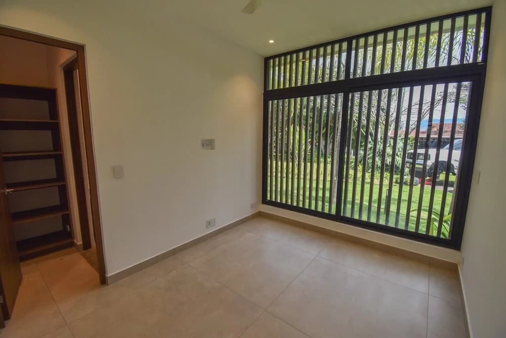 House For Sale in Los Laureles - photo 18