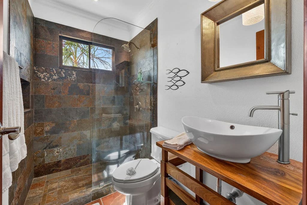 Casa de Estrellas: Elegant 4BR Ocean View Home in Pacific Heights, Potrero - photo 30