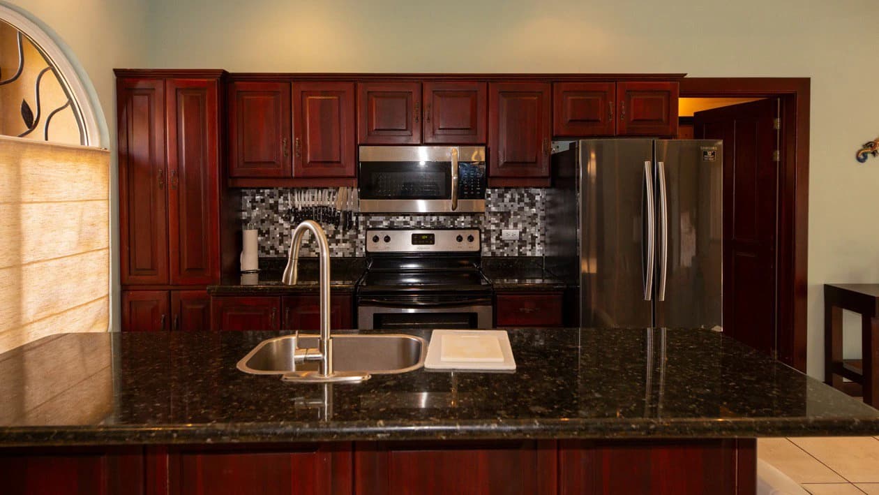 Fantastic Casa Paraiso Azul: In Demand Community in Bejuco, just 400 yards from the beach! - photo 8
