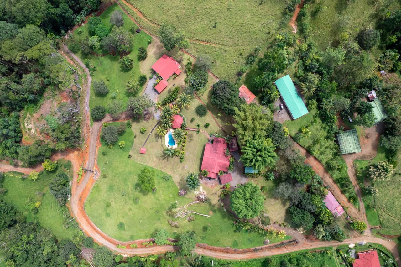 5 Bedroom Mountain Retreat Minutes from the Beach Platanillo Costa Rica - photo 46
