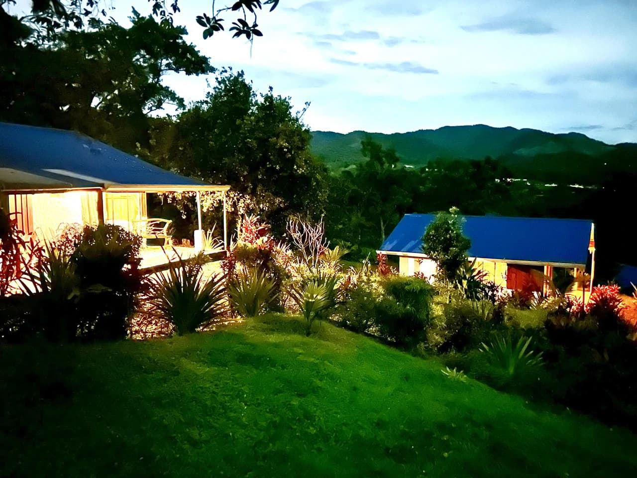 Costa Rica Ecolodge Retreat: TURNKEY COSTA RICA ECOLODGE & WELLNESS RETREAT | 28 ACRES + 5 GUEST CABINS | 45 MINUTES FROM LA FORTUNA - photo 20
