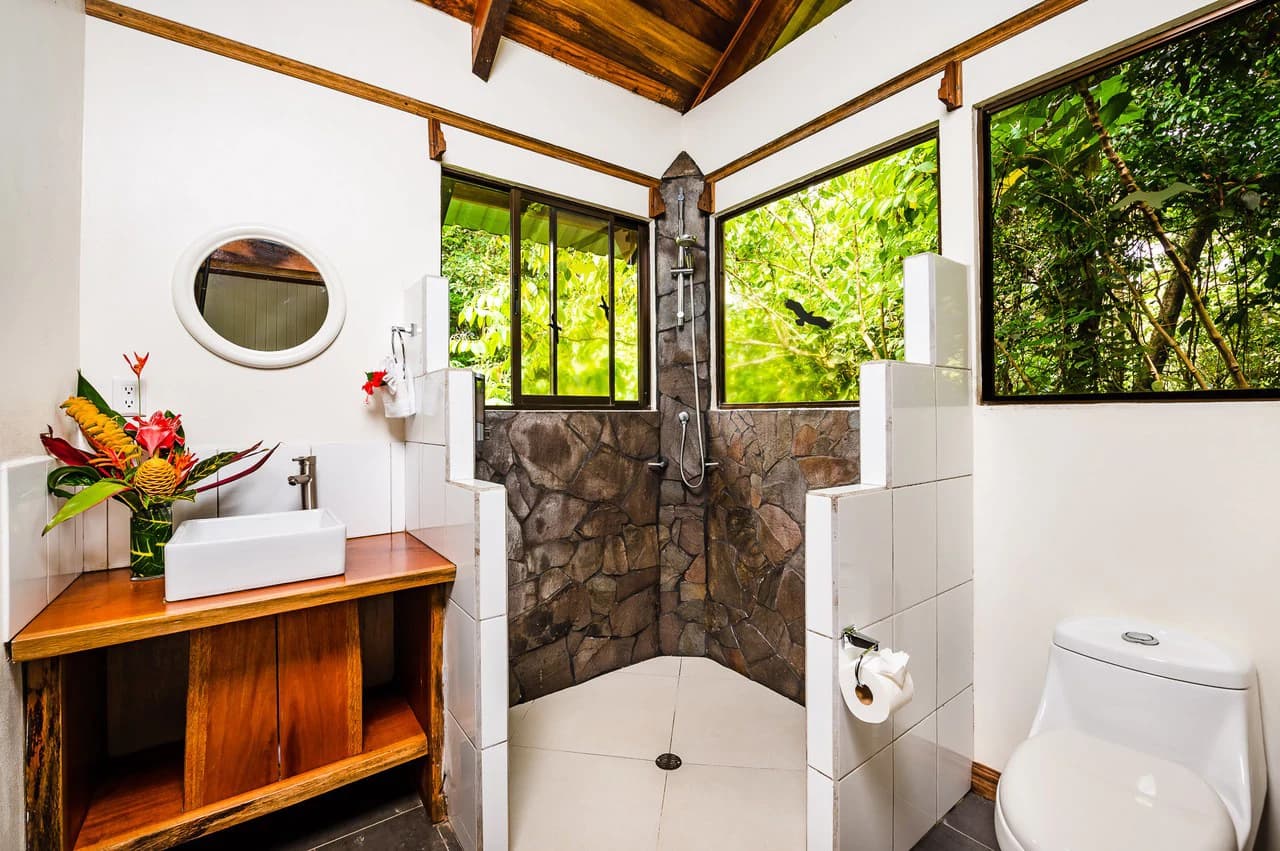 Casitas Tenorio B&B: Turnkey Eco-Lodge in Bijagua: Profitable Business, Sustainable Luxury, and Breathtaking Nature - photo 11