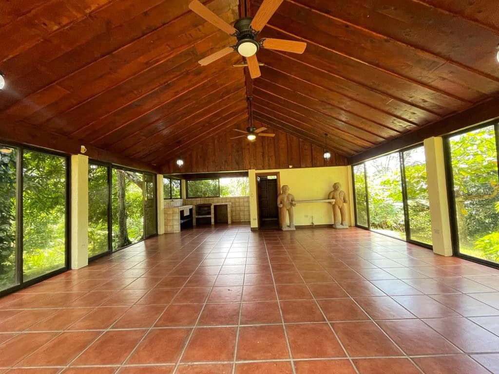 3 houses for sale with ocean views, gardens and mountains Orotina Costa Rica - photo 7
