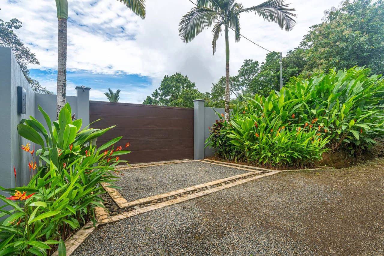 Casa Pacífica, Outstanding Ocean Views: Mountain House For Sale in Ojochal - photo 32