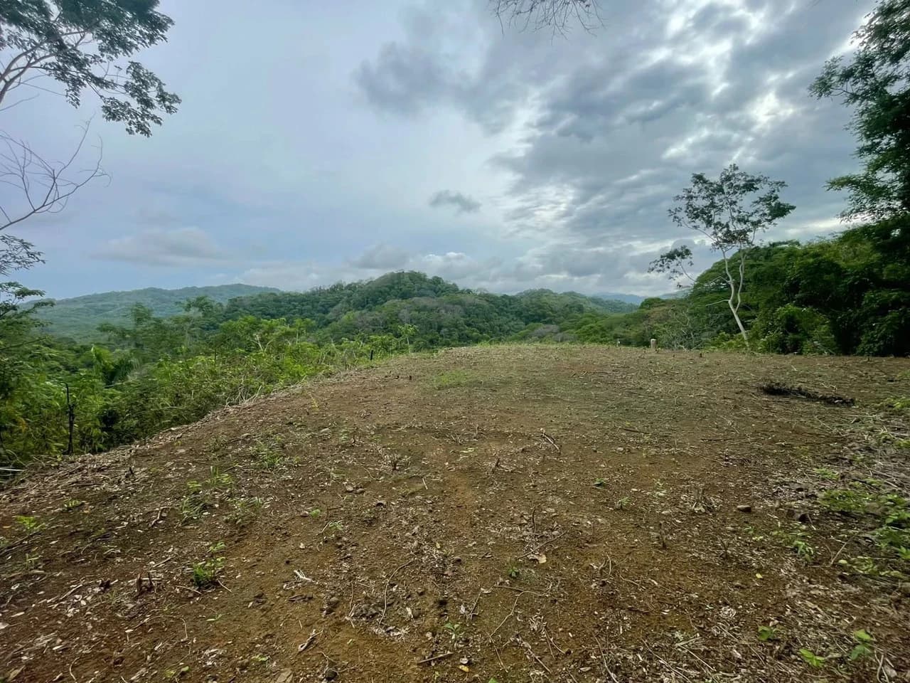 $250,000 USD EXCEPTIONAL 5,608 m² (1.39-acre) property: 1.39-Acre Ocean View Property, Near Paquera & Isla Tortuga - photo 6
