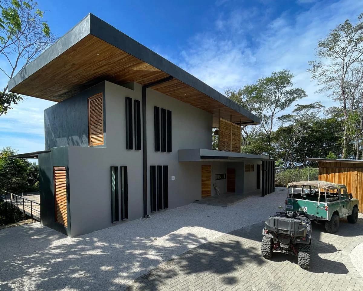 Private Hilltop Villa with Breathtaking Ocean Views in Santa Teresa: Modern Ocean View Villa with Guest house Bali-Inspired Design | Santa Teresa | $1.98M - photo 32