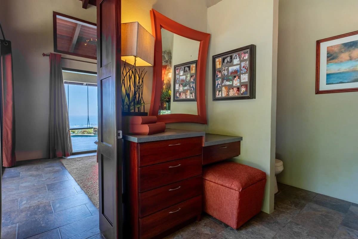 4.6 ACRES – 4 Bedroom Ultra-Private Oceanview Luxury Estate Surrounded by Rainforest!!! - photo 16