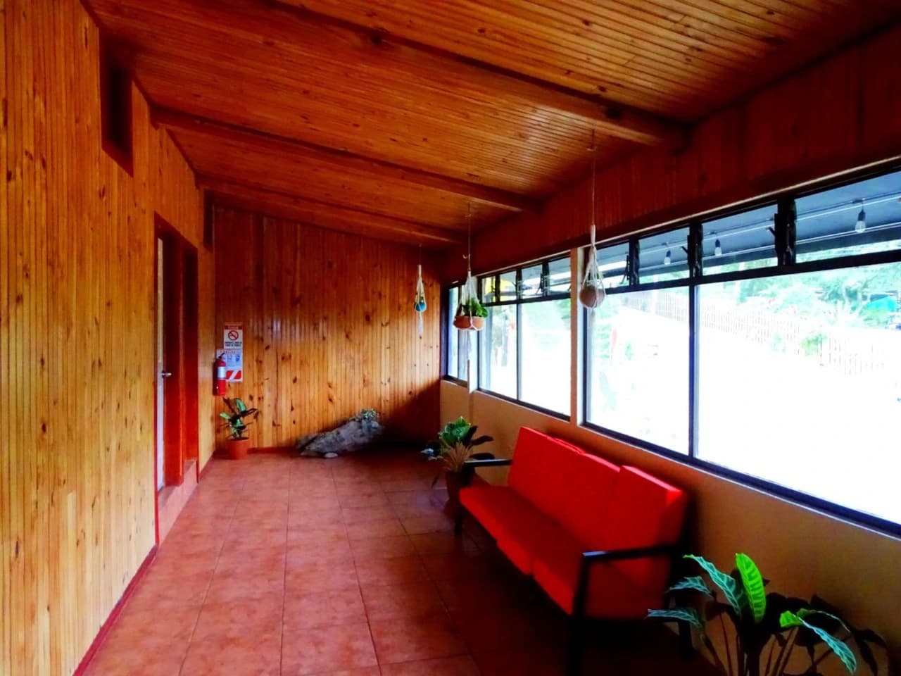 Unique Hotel in Monteverde. Cerro Plano.: Established 11-Room Hotel with Apartments in Monteverde – Prime Location & Proven Track Record - photo 18
