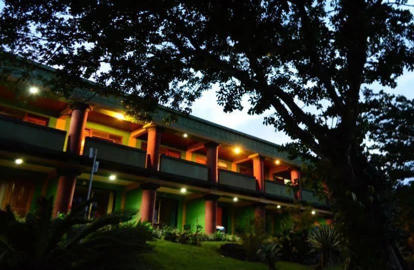 Lake Arenal Hotel & Resort: Well established Hotel overlooking Lake Arenal - photo 6