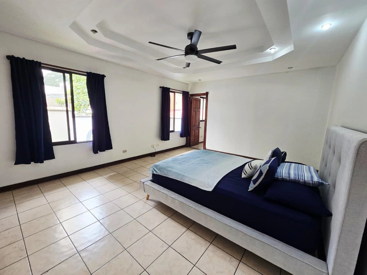 LARGE HOUSE FOR SALE IN MERCEDES NORTE, HEREDIA - photo 42