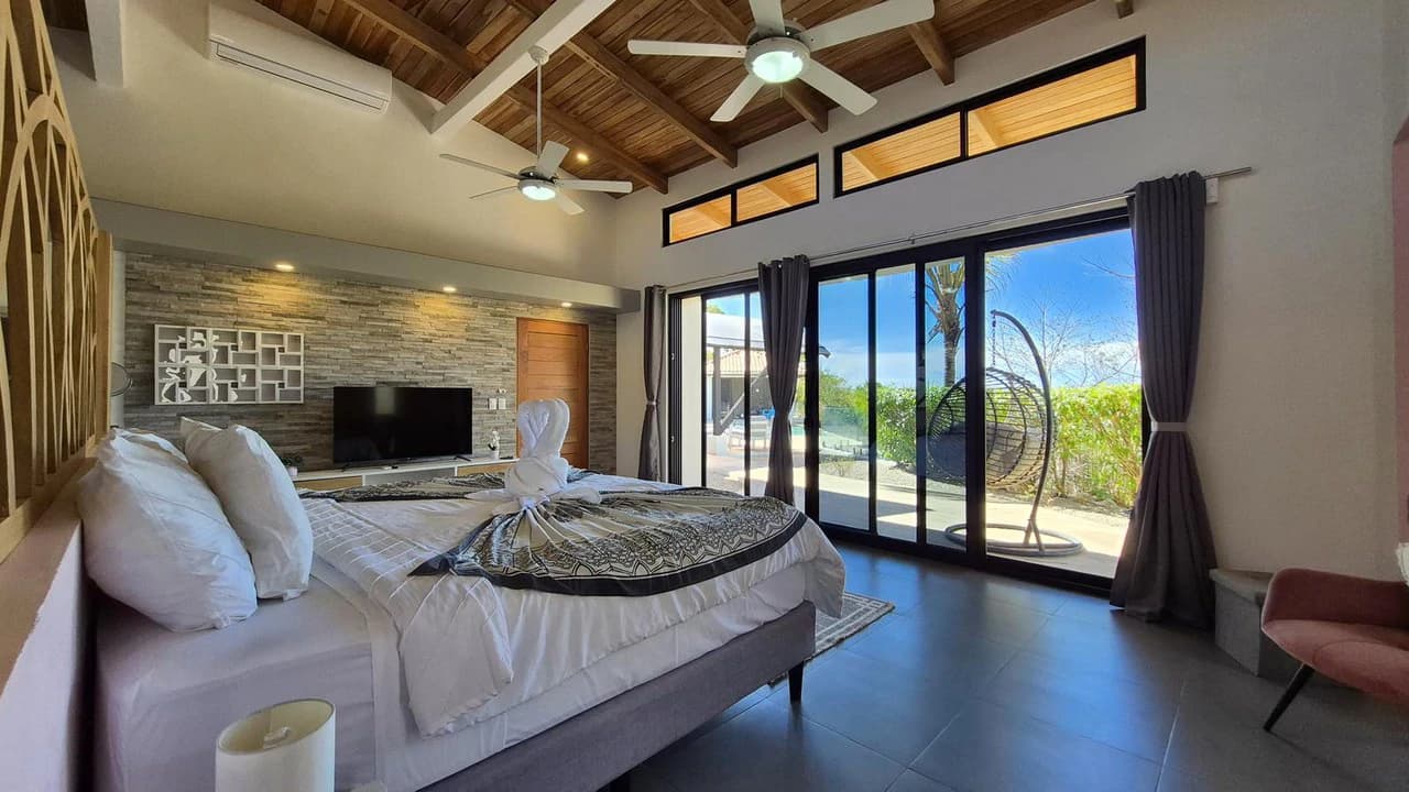 Casa Happy Eden: Elegant Ocean View Villa with Infinity Pool in Exclusive Boca del Toro – minutes from Carillo Beach - photo 17