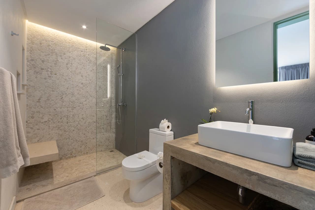 Casa C35: Stylish 4 Bedroom Home a Block to the Beach! - photo 8