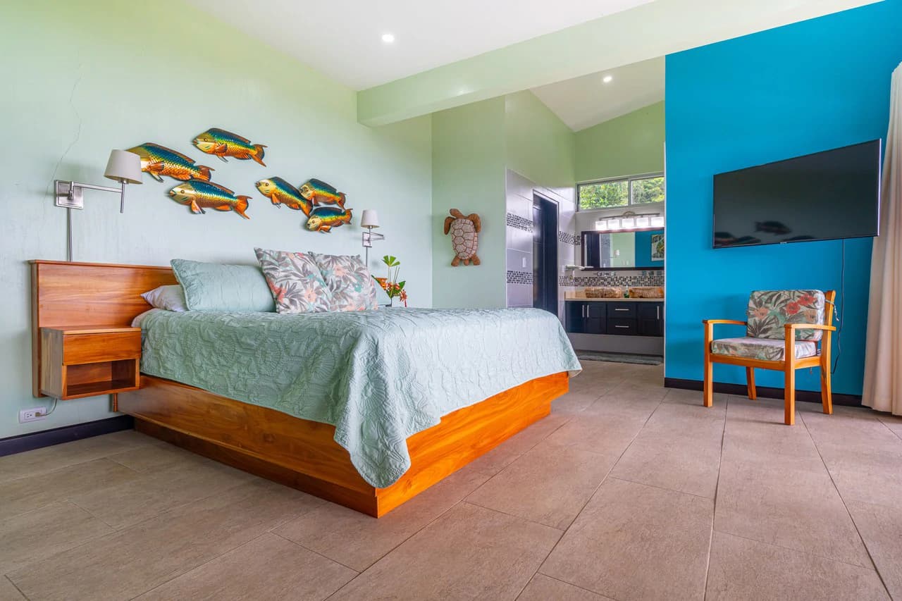 Luxury Ocean View Retreat Overlooking the Whale’s Tail – Proven Rental in Gated Enclave - photo 30