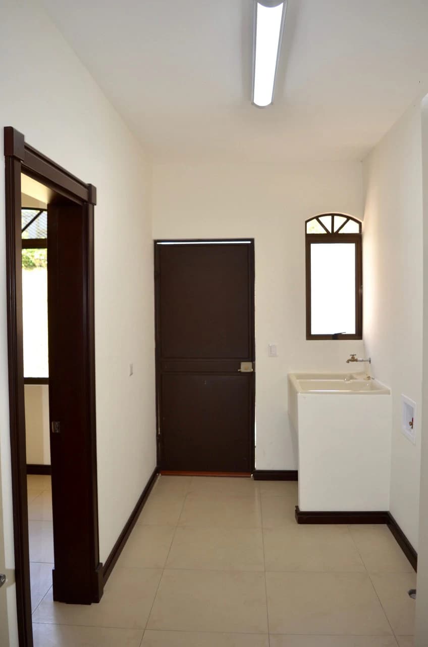 Mountain House For Sale in San Isidro - photo 39