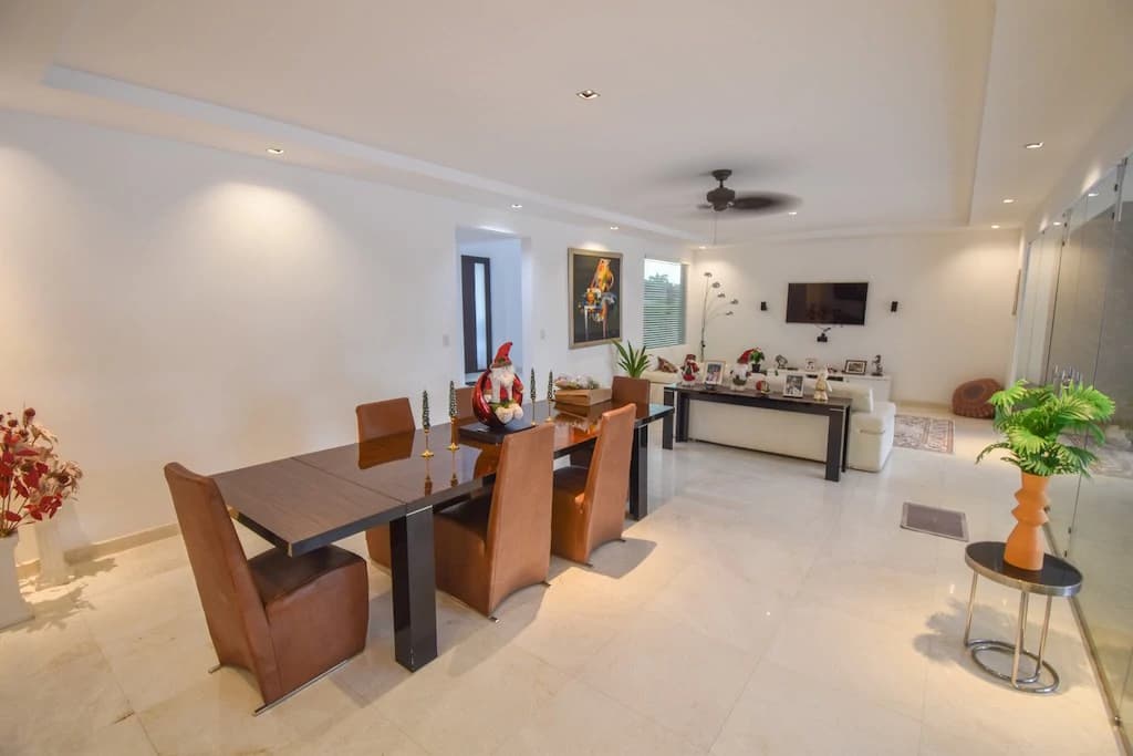 House For Sale in Lindora - photo 4