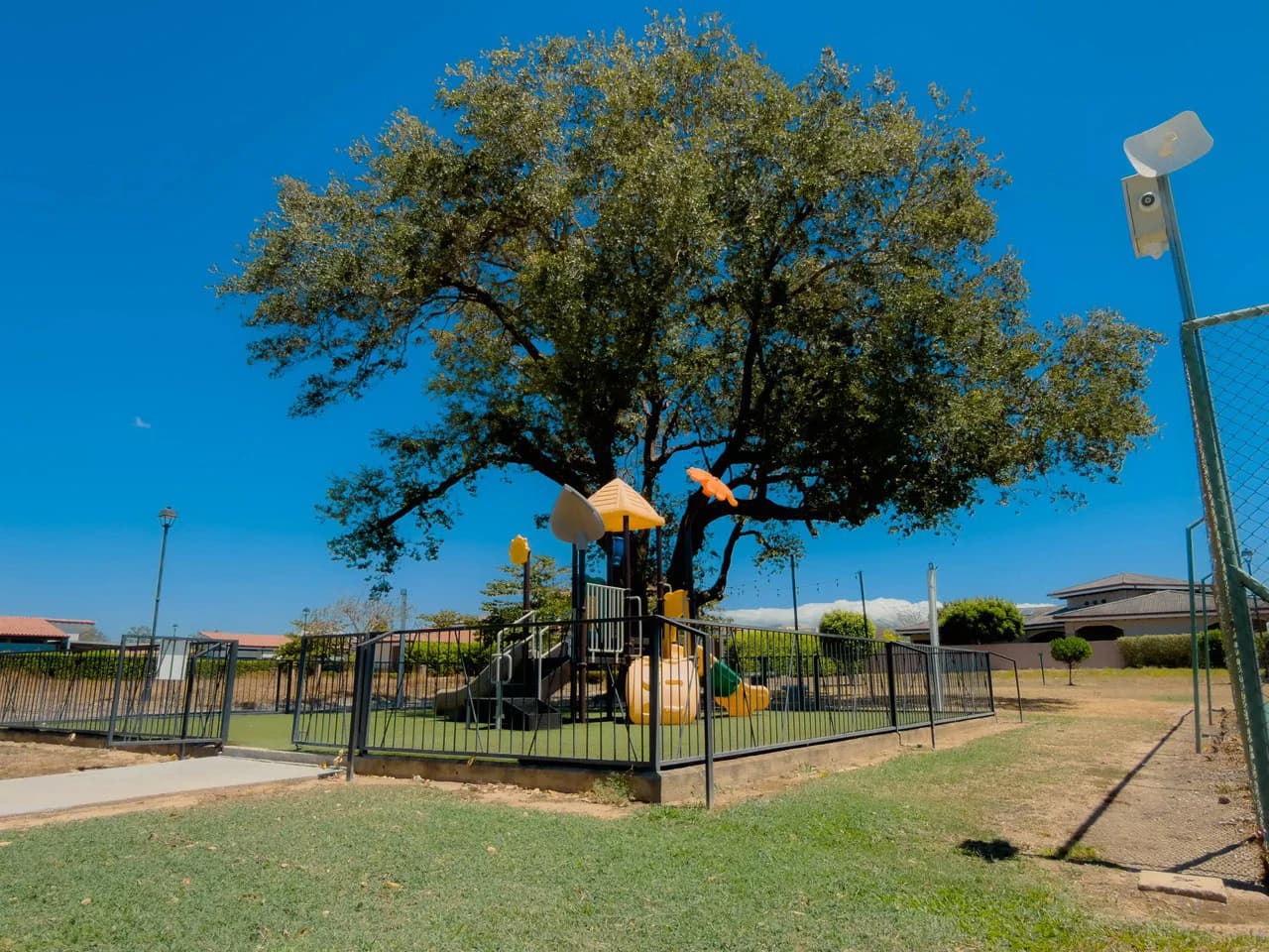 House for sale un gated community in Liberia Guanacaste - photo 27
