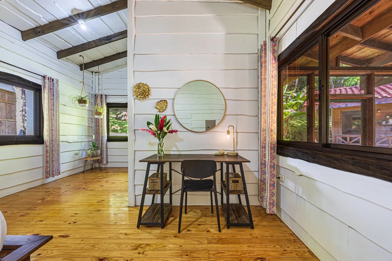 A Jungle House Built of Wood & River Dreams - photo 21