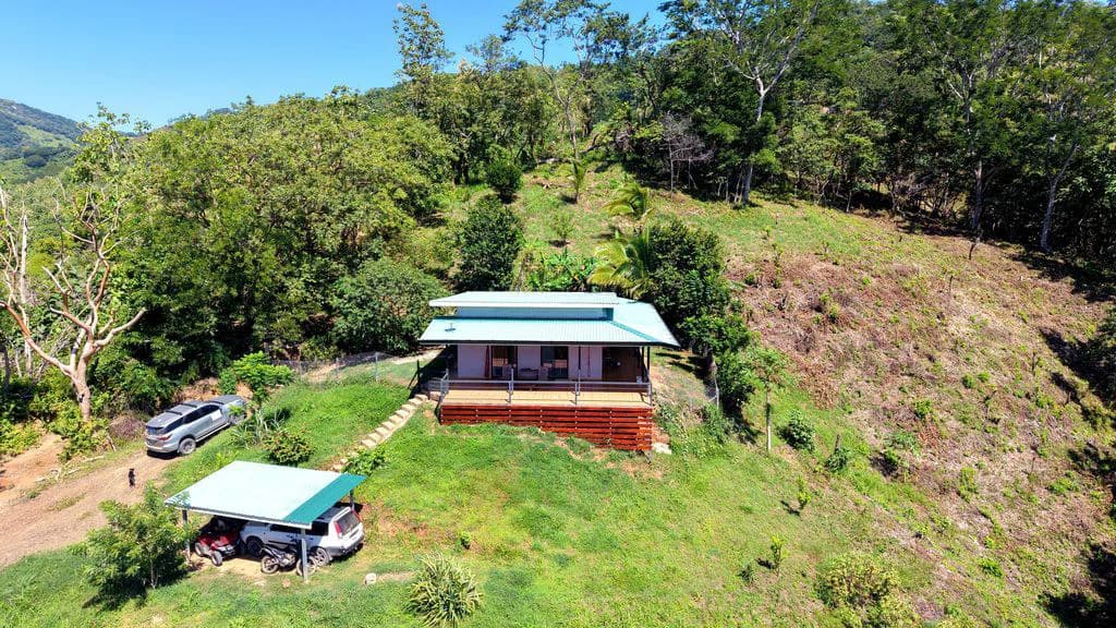 Casa Vista Verde: 1-Bedroom Home with Panoramic Mountain Views & Future Development Potential – Cuesta Grande - photo 1
