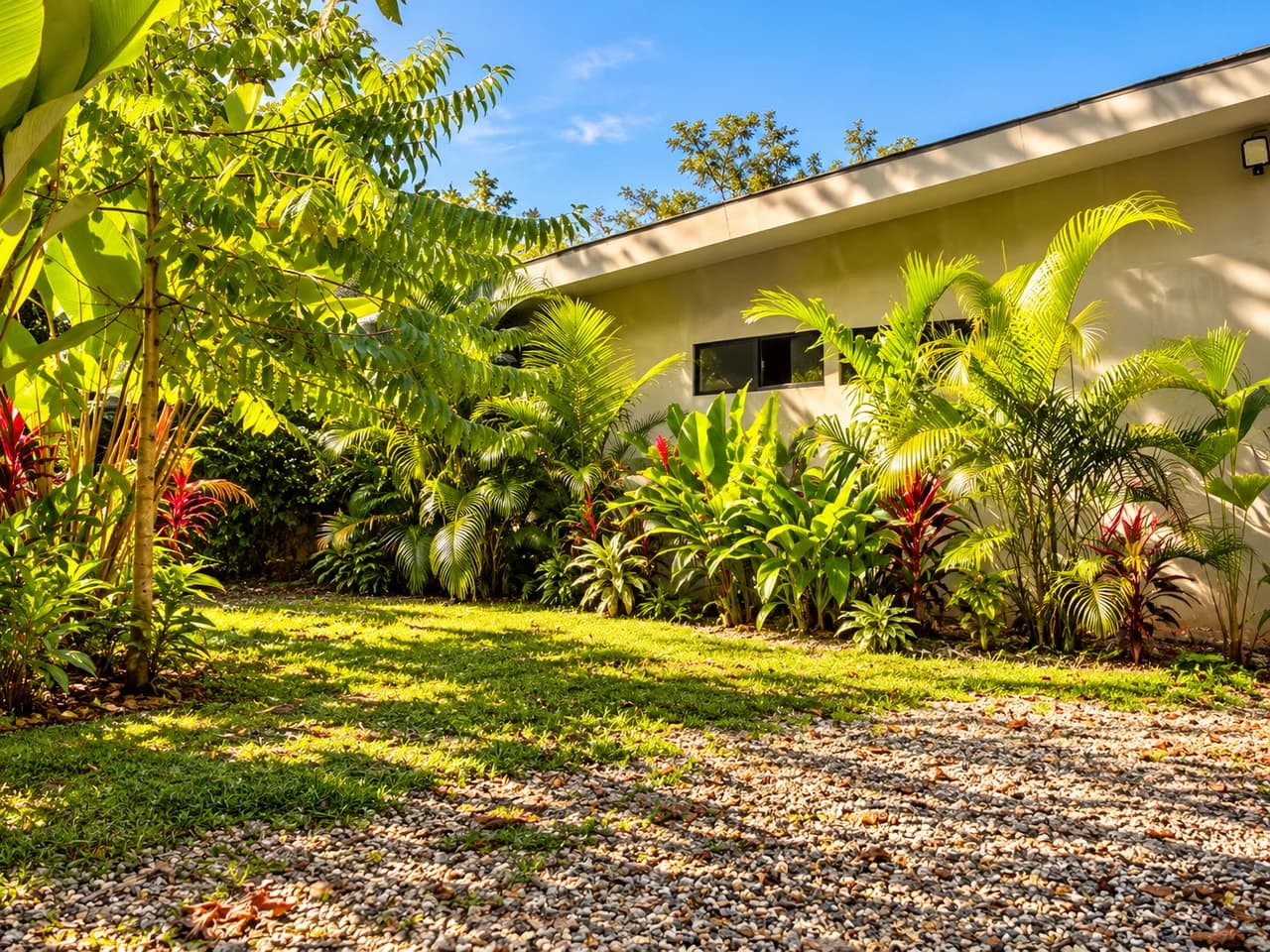 Casa Baja: Near the Coast House For Sale in Pavones - photo 1