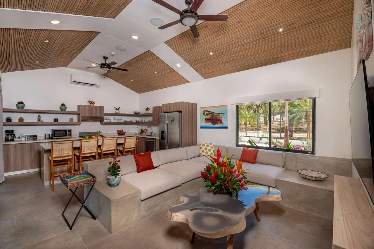 Casa Prema: Relaxed Coastal Living - photo 9