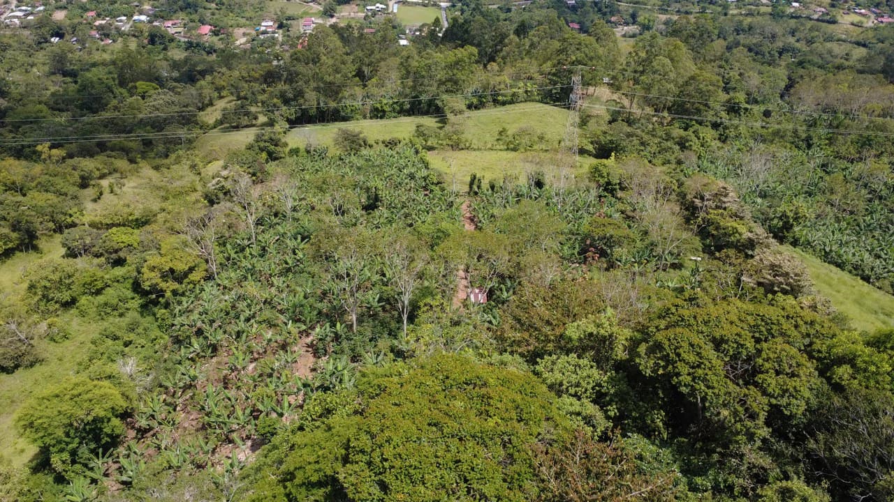 Countryside Home Construction Site For Sale in San Isidro del General - photo 13