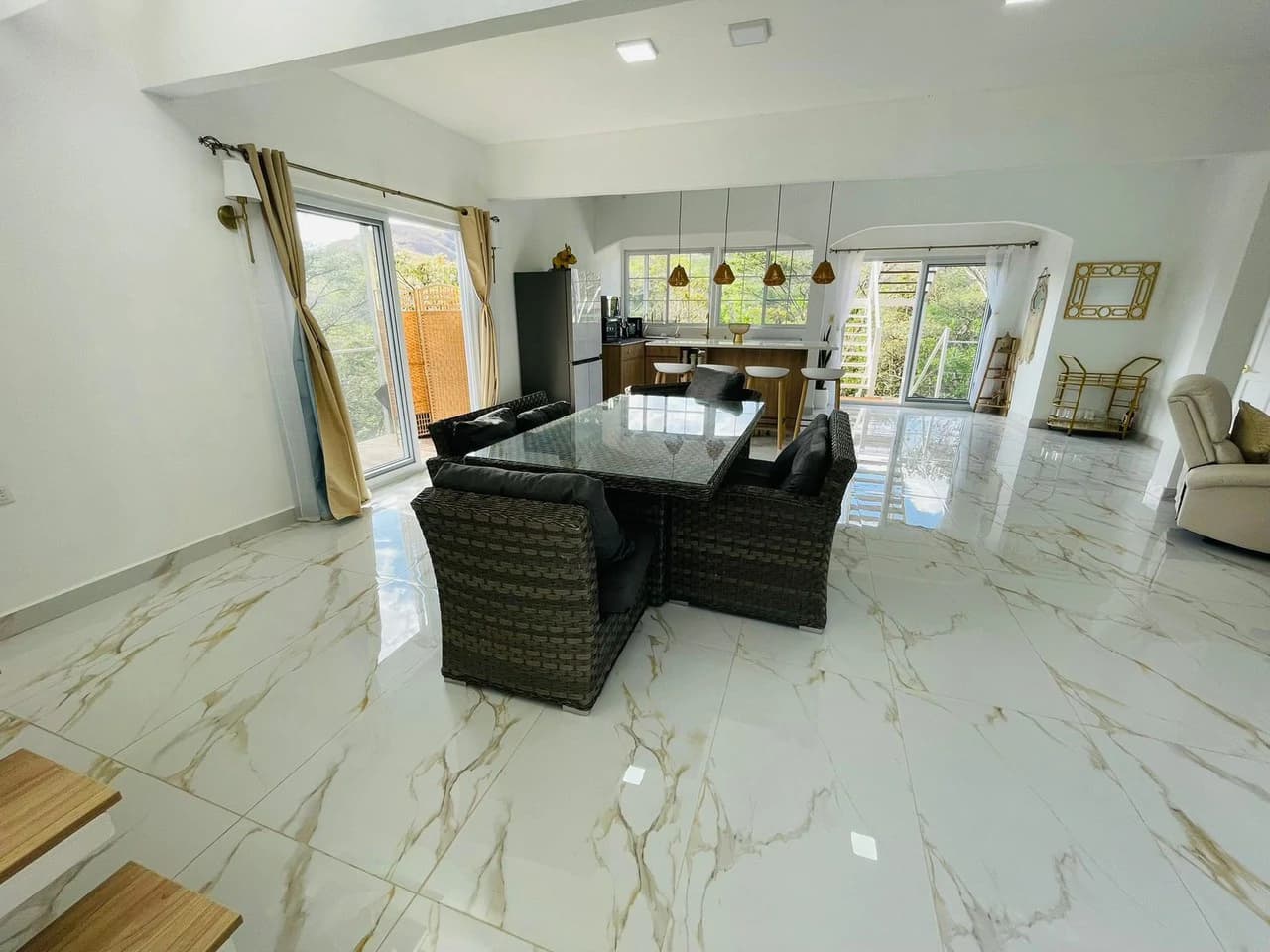 Private Hillside Wonder...: PEACEFUL HILLSIDE LIVING IN GATED QUINTA COMMUNITY - photo 7