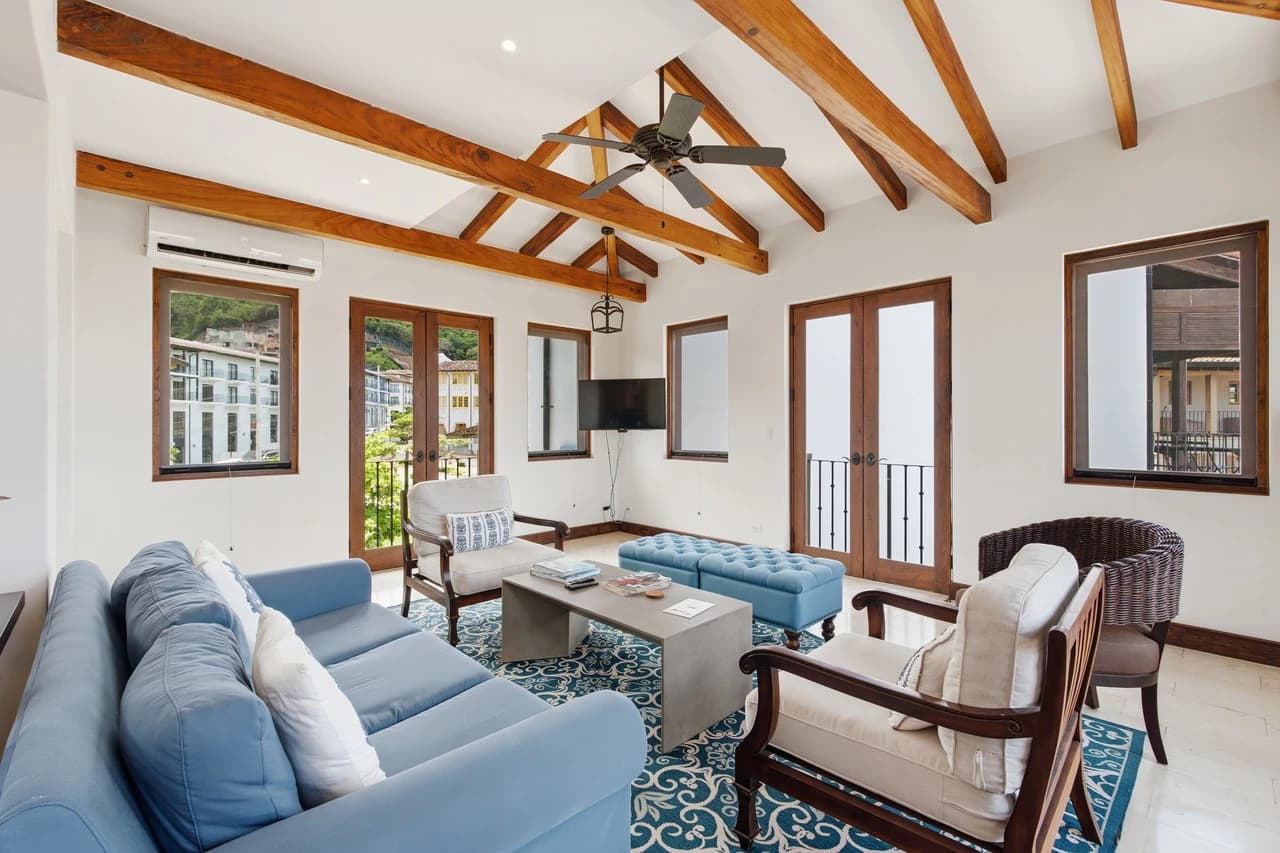 7 Calle La Ronda: Elegant 3-Story Ocean View Hillside Home in Las Catalinas - photo 2