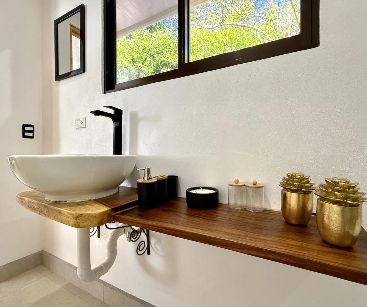 CASA BRISA ABIERTA: Turnkey Tropical Living on the Edge of Cobano $349,950 USD - photo 25