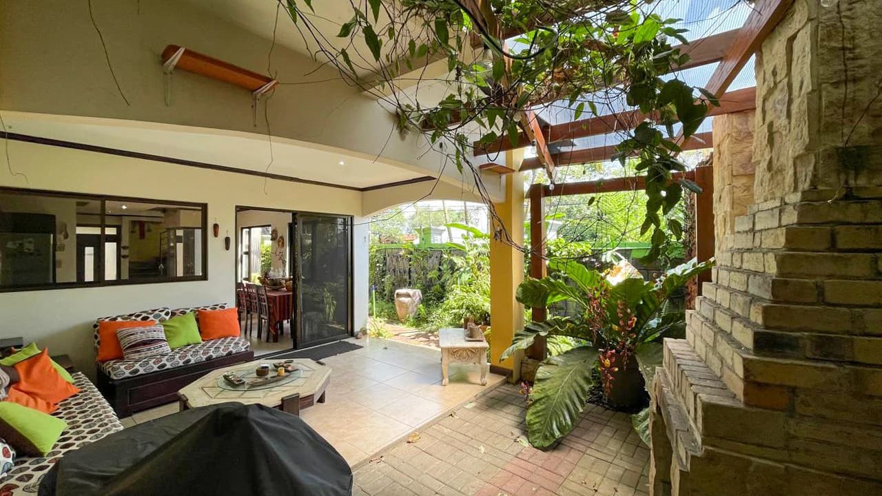 Home for sale or for RENT with furnished -Bosque Alto Condominium- Grecia - photo 19
