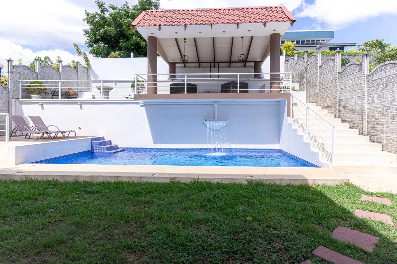 House For Sale in Puente de Piedra - photo 3