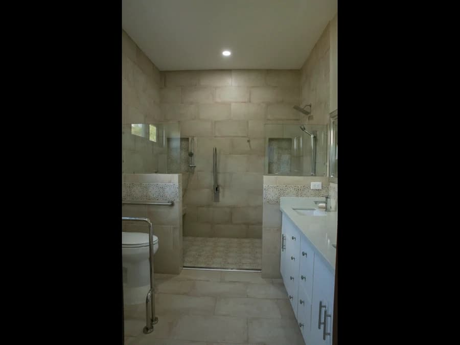 Exclusive Luxury Residence in Gated Community – Brasil de Santa Ana - photo 13