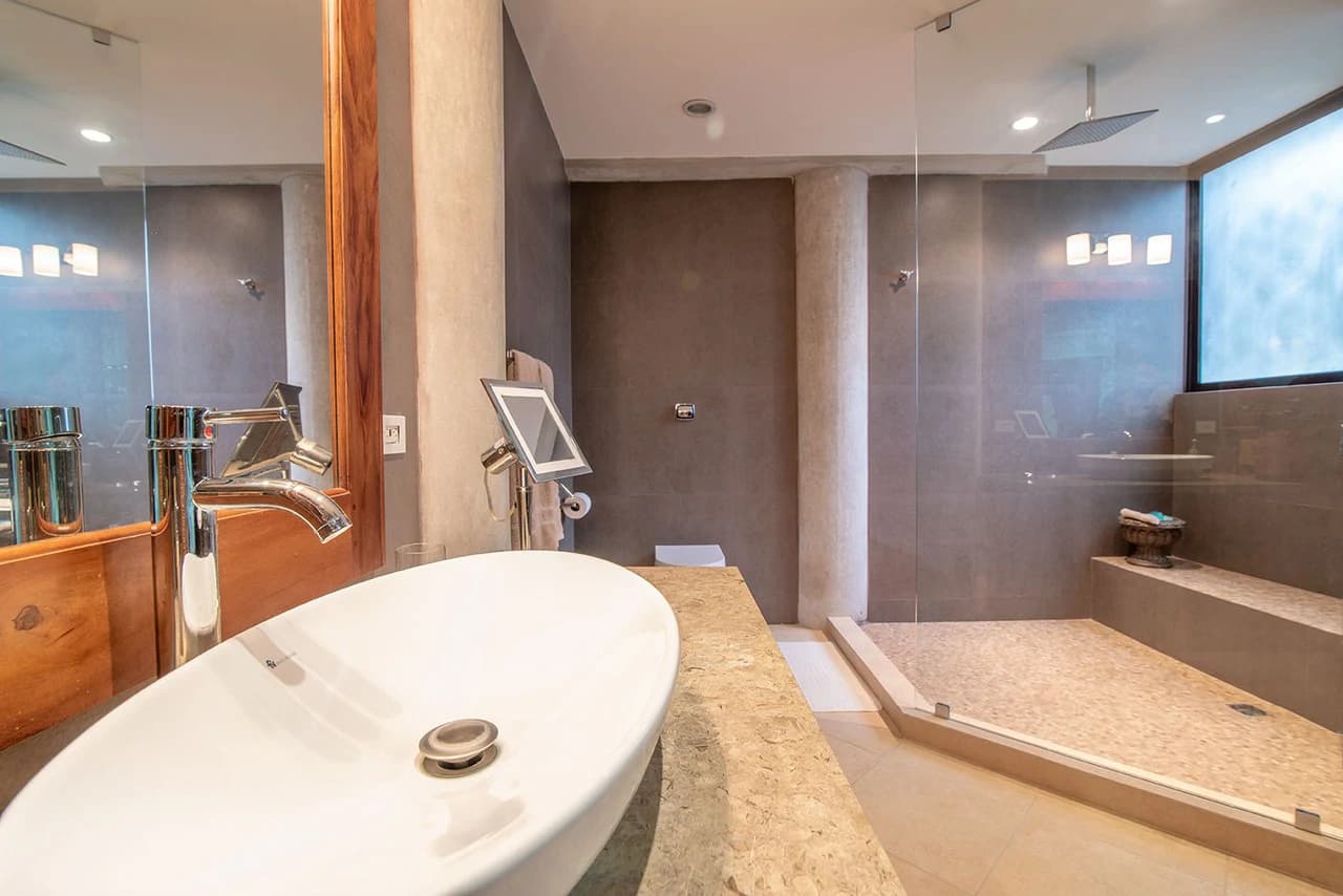 Villa Perezoso - 4 homes combined into 1: Mountain House For Sale in Manuel Antonio - photo 58