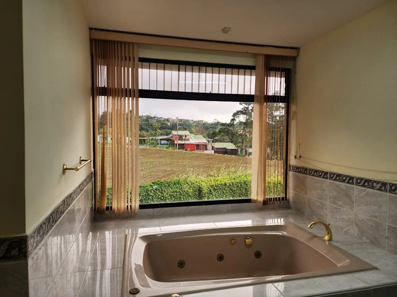 Villa For Sale in San Luis - photo 35