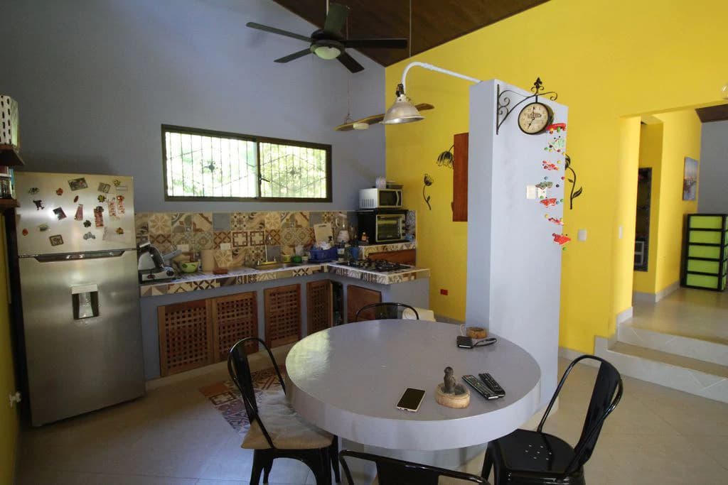 Casa Nela: Brand new multi-family home and income-producing property, steps from the beach - photo 11