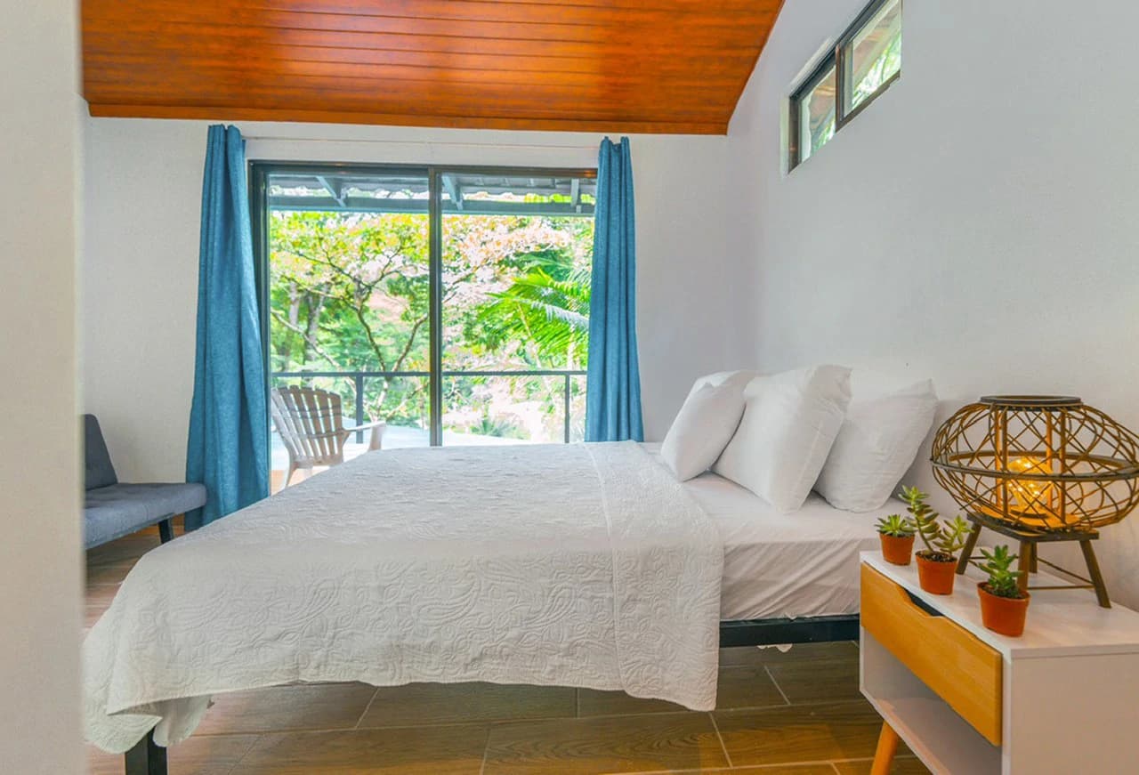 Prime Commercial Opportunity: 10-Bedroom Hotel with Endless Potential in Ojochal - photo 26