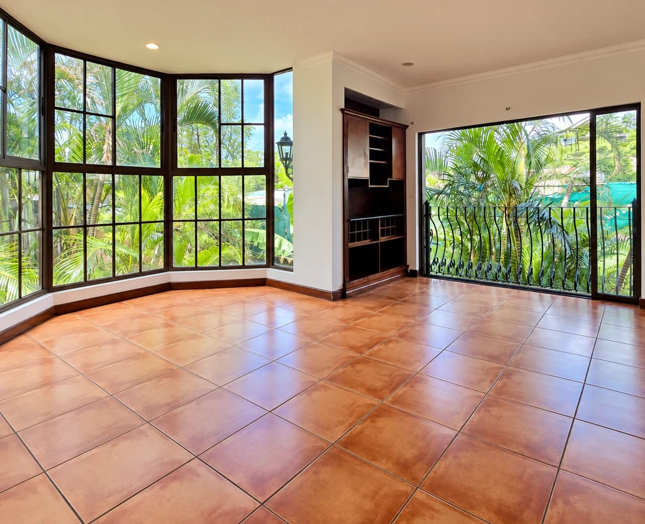 One-Level Apartment for Sale in a Condominium Brasil de Mora San José - photo 1