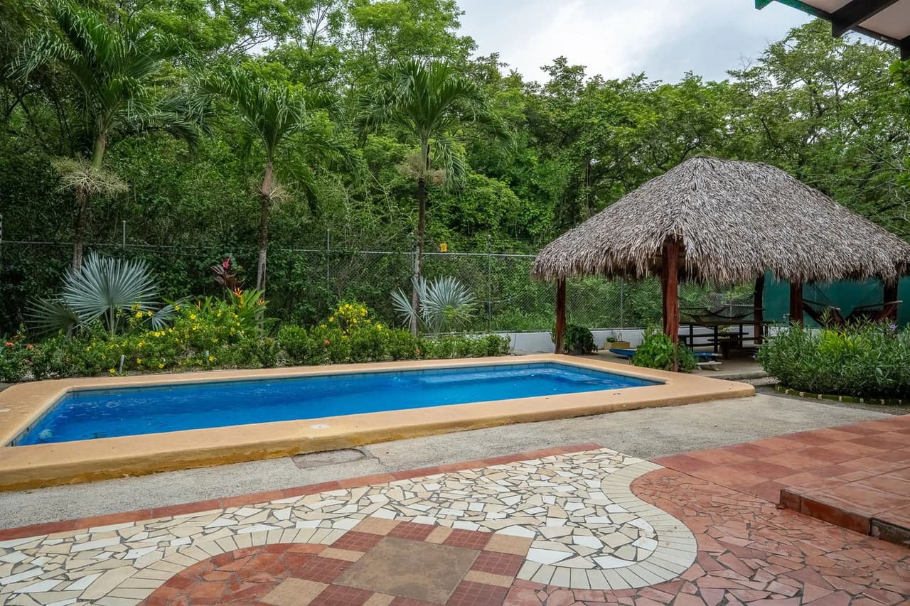 The Surf House: Make your beachside dream a reality! - photo 3