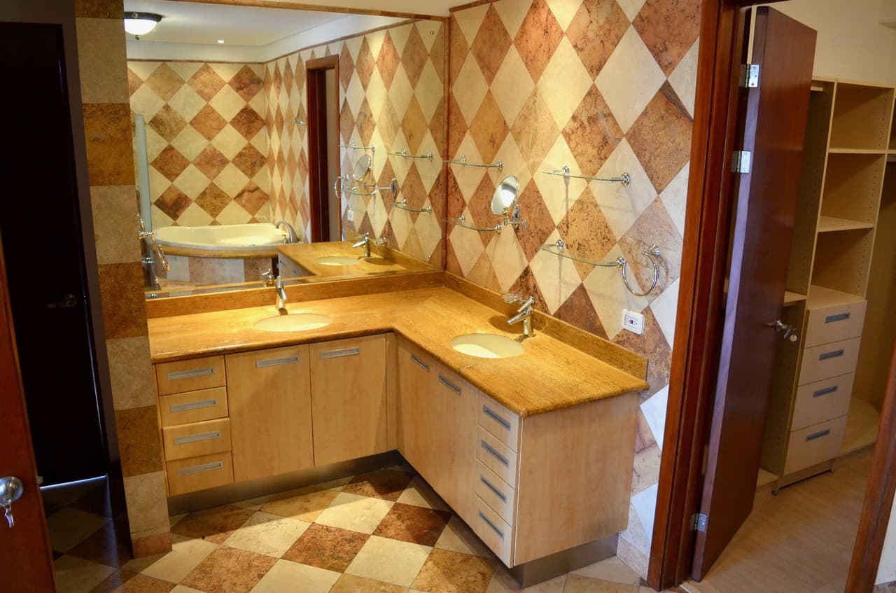 VENTA DE APARTAMENTO DE LUJO EN ESCAZU TORRE LOS LAURELES: Apartment For Sale in Los Laureles - photo 13
