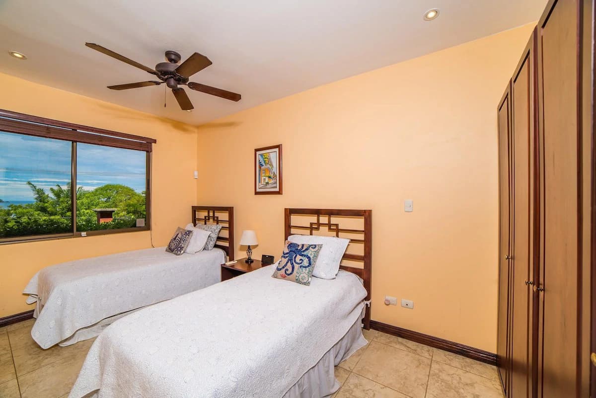 Villa Catalina 16: Oceanview Luxury Villa in Playa Potrero - photo 11