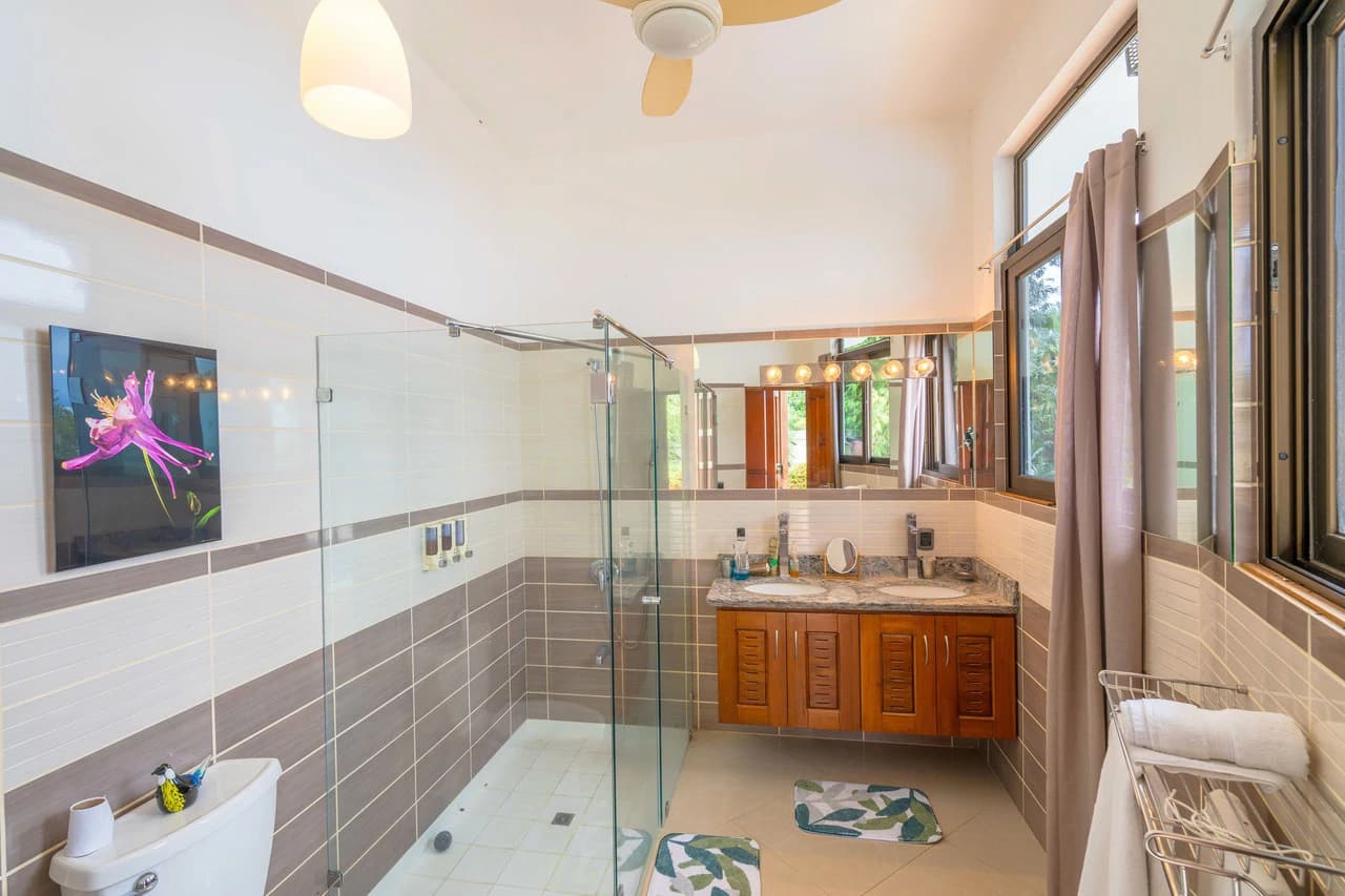 Mountain House For Sale in Savegre - photo 29