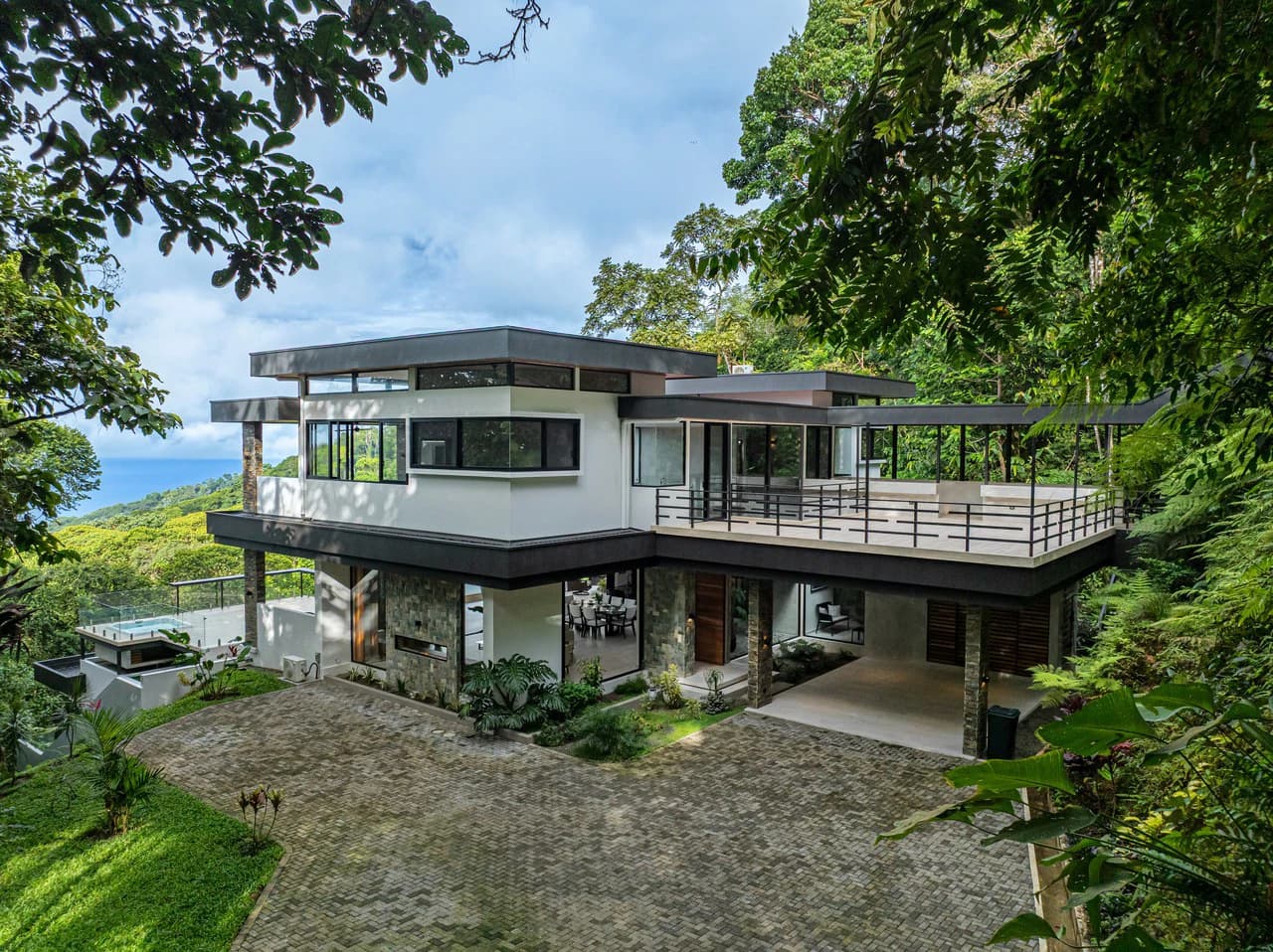 Casa Koules: Architectural 5-Bedroom Oceanview Estate in Prestigious Costa Verde Estates - photo 82